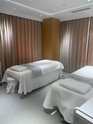 -康美贞·痘肌养护管理中心