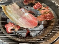 -围炉肉舍丹东海鲜烤肉·烤活鳗(步行街店)