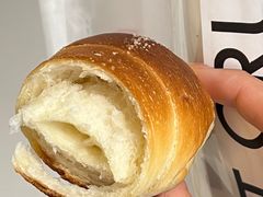 -HOT CRUSH趁热集合·现烤面包(环球港店)