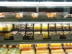 面包甜点陈列柜-红宝石·鲜奶小方·海派西点房(丰庄店)