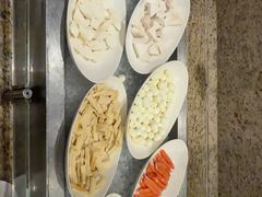 -华邑酒店·鲜艳全日自助餐厅