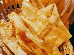 -老牌坊云南鱼豆花火锅(哈西万达店)