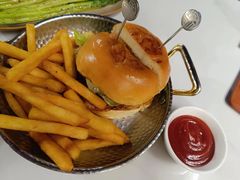 -盐说·西式餐酒馆(光明万达店)