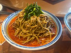 -蓝田九大碗民俗食府(蓝田店)