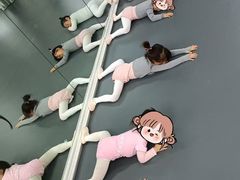 -西安小天鹅艺术团(曲江Alice店)