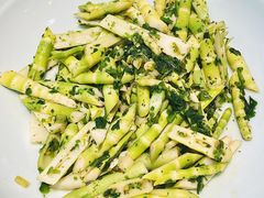 荠菜炒笋尖-四季厨房 鲁菜·孔府烤鸭(二环南路店)