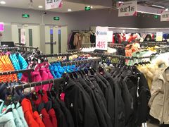 -唯品会(北京国瑞城店)
