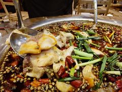 -乡土特色.冷锅鱼.牦牛肉汤锅