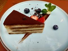 -Golden Lily河内巴黎法越料理餐厅(建国西路店)