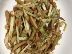 -老湖南·河鱼一锅鲜(兆禾里店)
