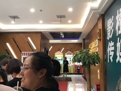 -大光明丽星VIP影城(昌里路杜比全景声店)