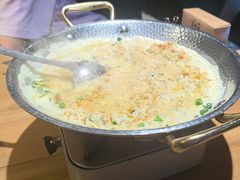 -帅巴人舅母子腊蹄民俗村