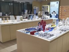 -鲸渝眼镜·浅目视光(春熙路店)