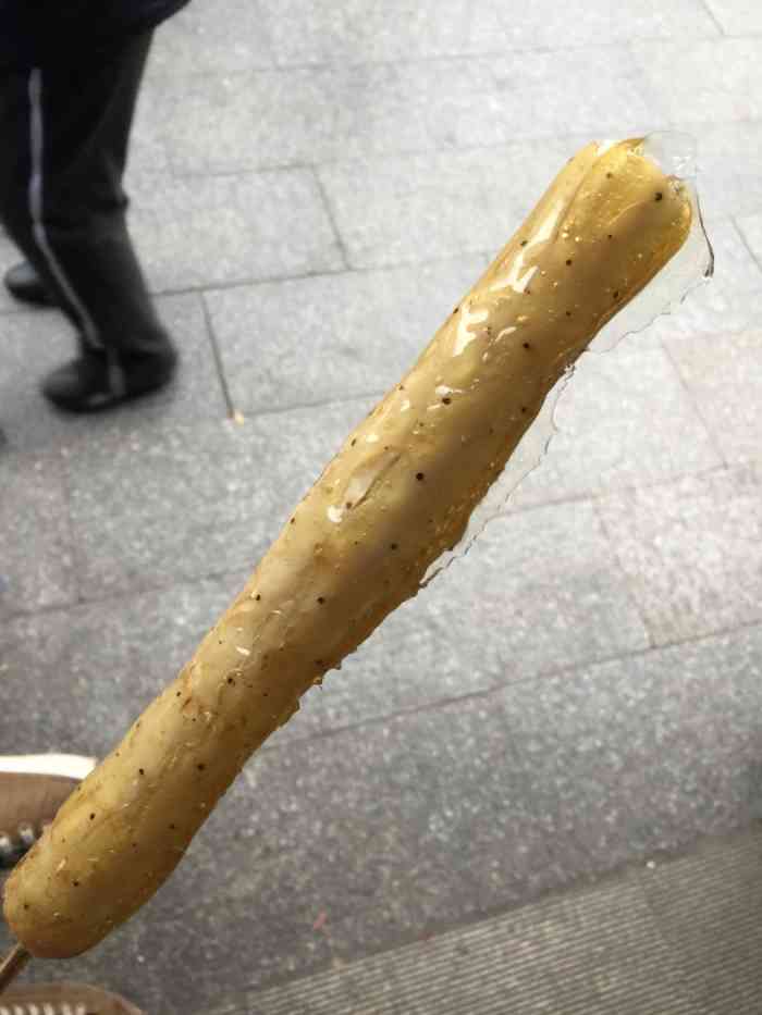 我买的山药的冰糖葫芦,口感真好,面面的.