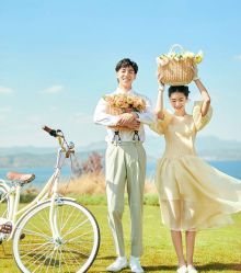 -雪中彩影婚纱摄影·微光艺术中心