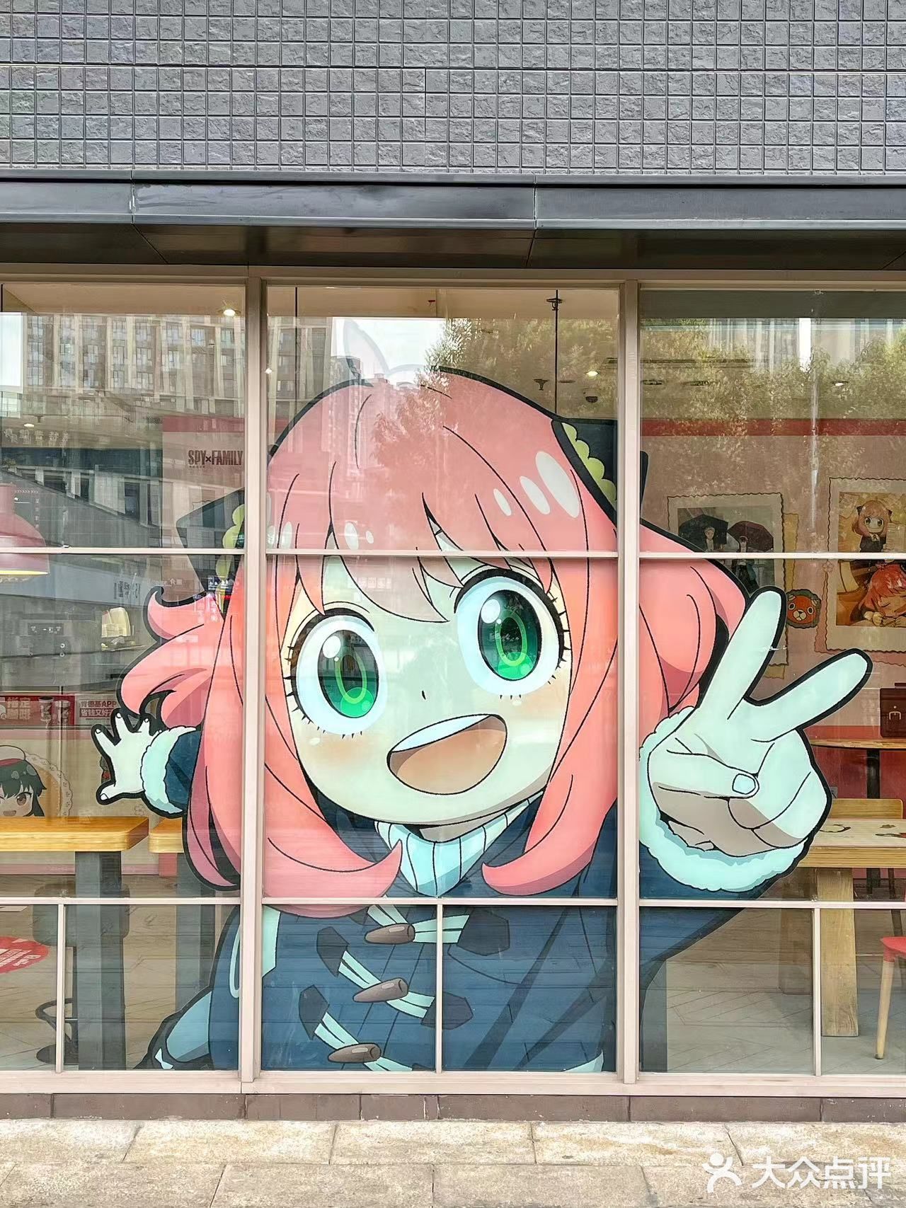 谁懂我坐在这里吃肯德基会有多开心！！！