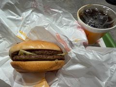 -麦当劳(徐汇漕溪北路百脑汇店)