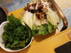 时蔬菌菇拼-椰贝原味椰子鸡(江南万达店)