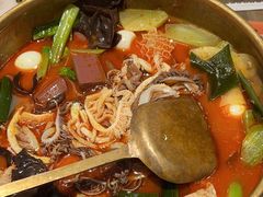 -毛肚向右·川渝毛肚王(经开永旺店)