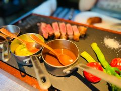 -弦月窗LUNETTE BY AMANDA(复兴路店)