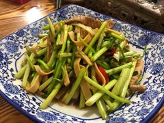 水芹干子肉丝-巢湖名吃·徽府农家菜(半汤店)