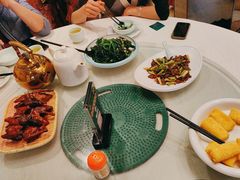 -五谷芳乳鸽王(梅沙老店)