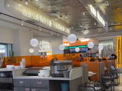 -黄记煌三汁焖锅(新佳丽江汉路店)