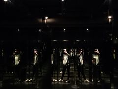 -穹六人间 people 6(岳阳路店)