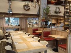 -玛格萝妮比萨屋(四平店)