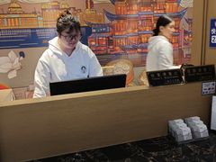 -白玉兰酒店(上海田子坊马当路地铁站店)