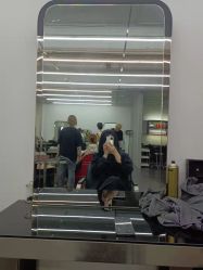 -诗悦发型SALON·圣罗兰店