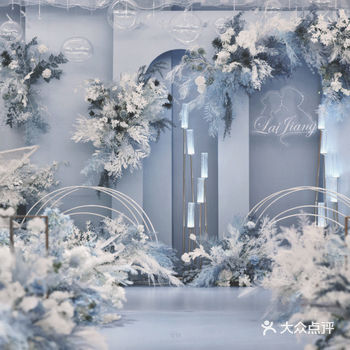 3米厅高的小宴会厅，新娘想要的小吊顶，交接区