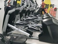 -发条鸭无人健身房(浦东北艾路店)
