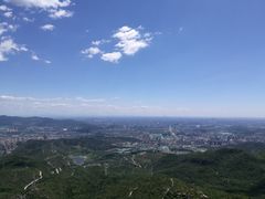 -定都峰