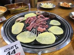 -黑豚黨韩国烤肉料理(悦然时光店)