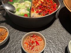 -三出山火锅(南京万象天地店)