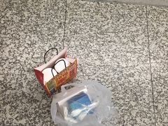 草莓桃子厚酸酪-LELECHA乐乐茶(新街口大洋店)