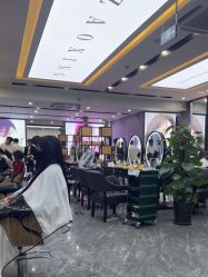 -藤野造型烫染·漂发