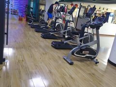 -超越健身(嘉实店)