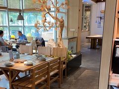 -蜜桃餐厅·伴山(湖滨商业街店)