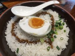 -黑白电视长沙小吃(美林M·LIVE天地东座店)