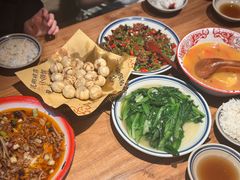 -泥糊破店小酒馆·团建聚餐(南京西路店)