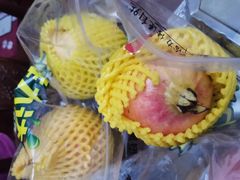 突尼斯石榴-鲜力达果品批发直销(青山店)