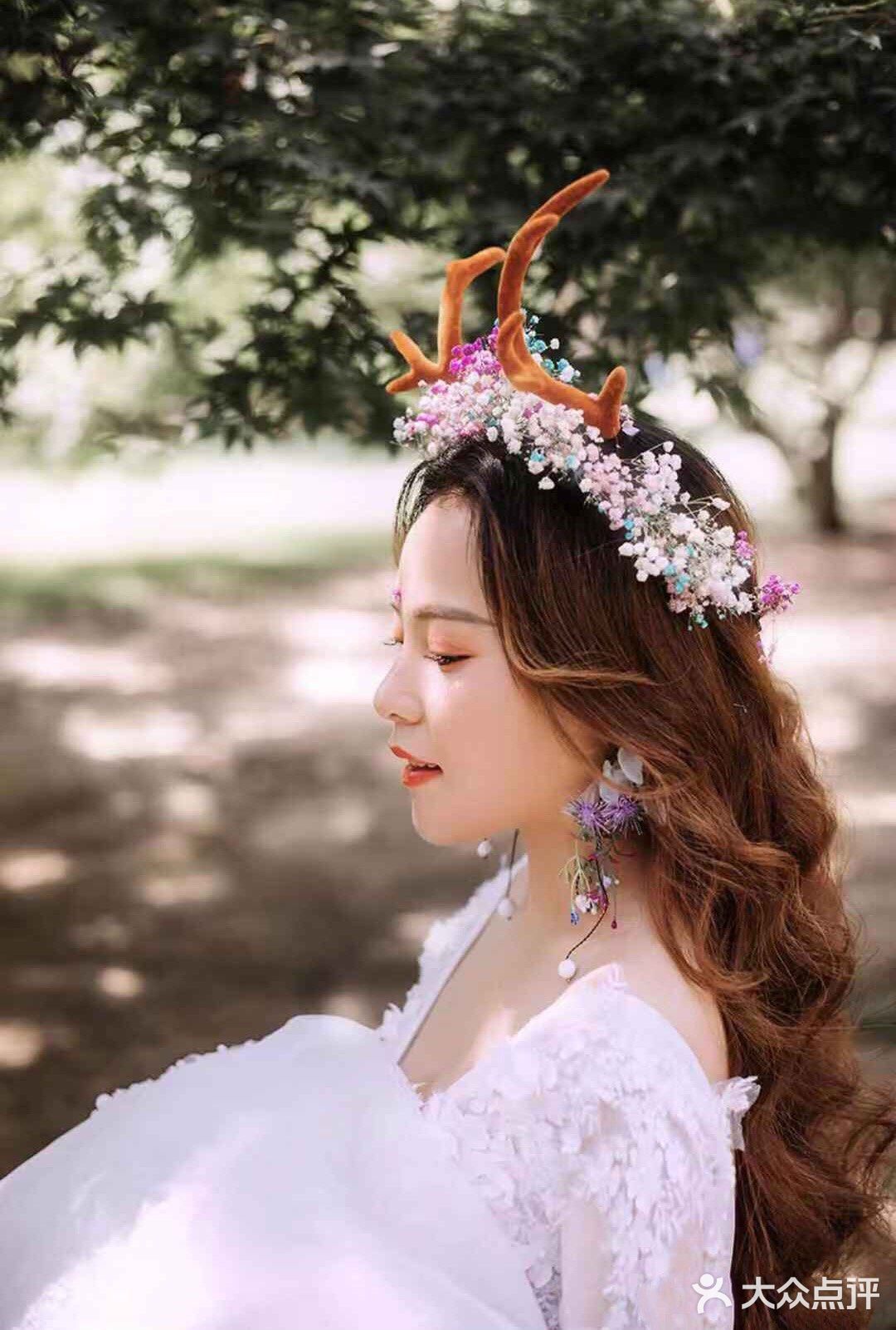 我们相信婚纱中一定要到20年后还能让人热泪盈眶-