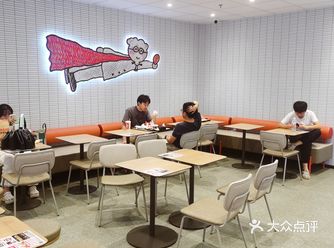 这家店目前地图还无法定位到，不过就在海外联谊大厦首层