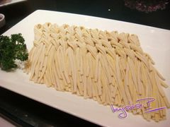 手工麻花面-璞御·海鲜·雪花牛肉局(宾水西道店)