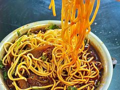 -薛记襄阳香辣牛肉面(平安路店)