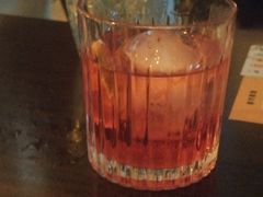 -Mx.cocktail bar