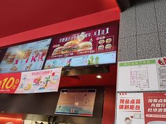 -肯德基(盘龙奥莱店)