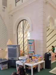 点击看大图 -奈尔宝家庭中心·亲子餐厅(华采天地店)